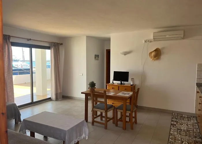 Apartamentos Mar I Vent Puerto De La Savina Formentera